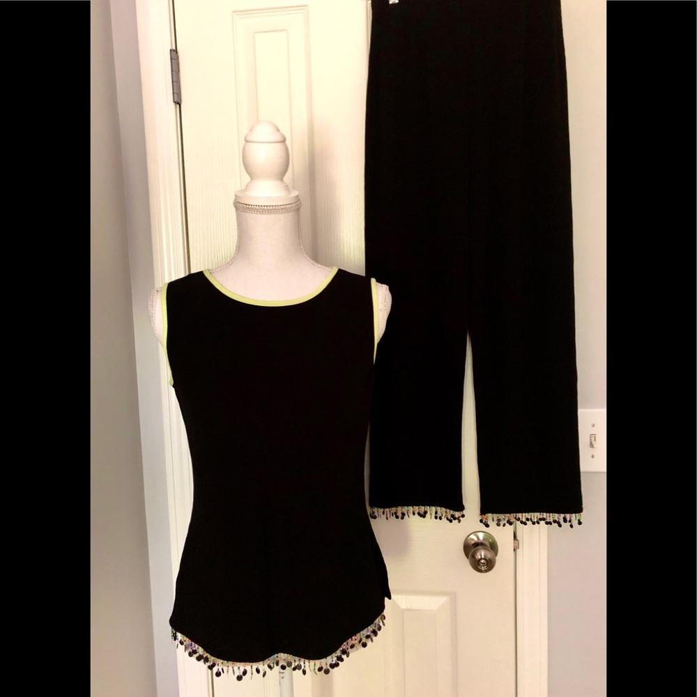 RONNI NICOLE tank top and Capri pants set Sz S